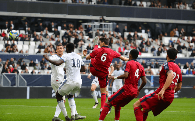 爱游戏体育直播-关于雷恩在主场力克对手，士气高涨的信息