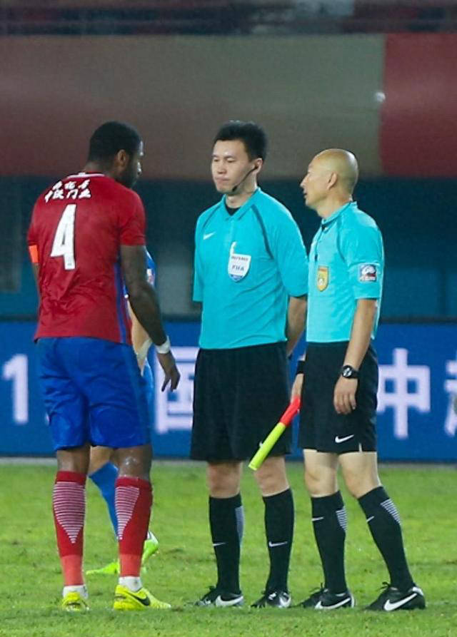 爱游戏体育网站-关于河南建业新赛季大名单公布，球员阵容加强的信息