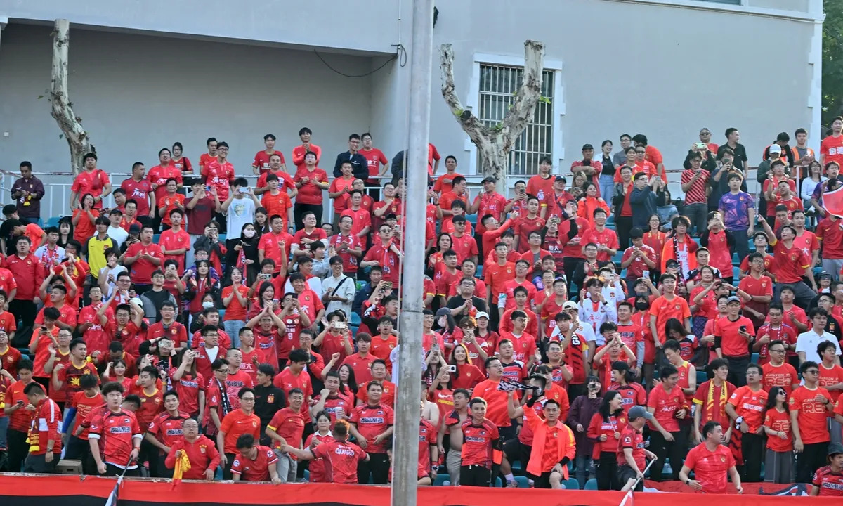 多支球队备战友谊赛温馨暖心(多支球队备战友谊赛温馨暖心的句子) 多支球队备战友谊赛温馨暖心(多支球队备战友谊赛温馨暖心的句子)