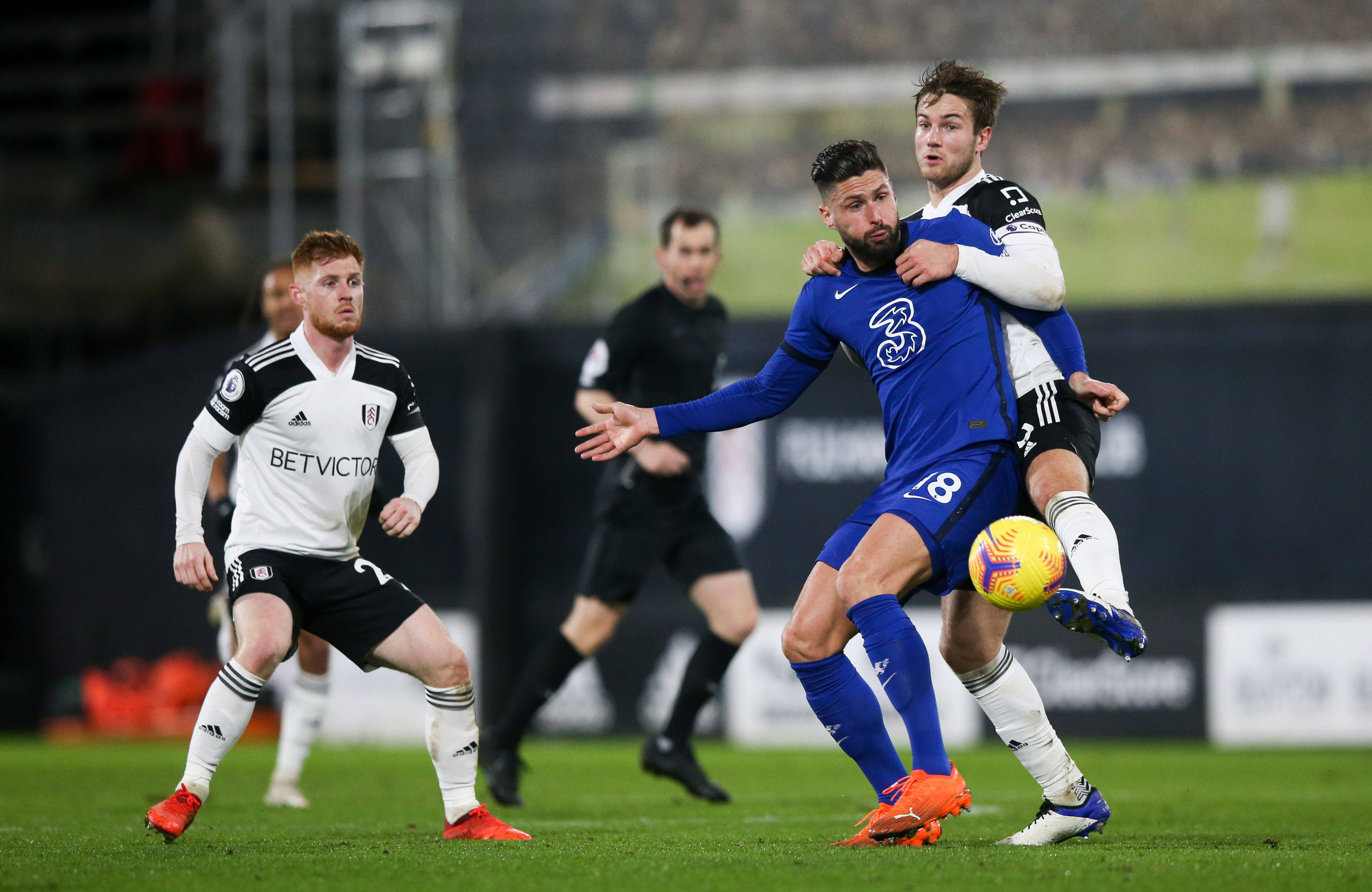 爱游戏体育平台-切尔西客场获胜，重返英超前四的简单介绍