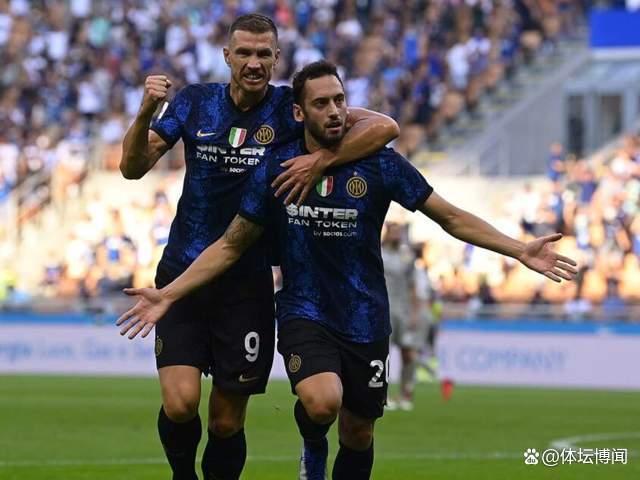 意大利男足火力全开，成功晋级决赛圈