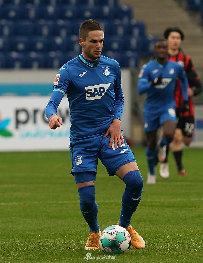 霍芬海姆客场逆转，收获关键三分的简单介绍