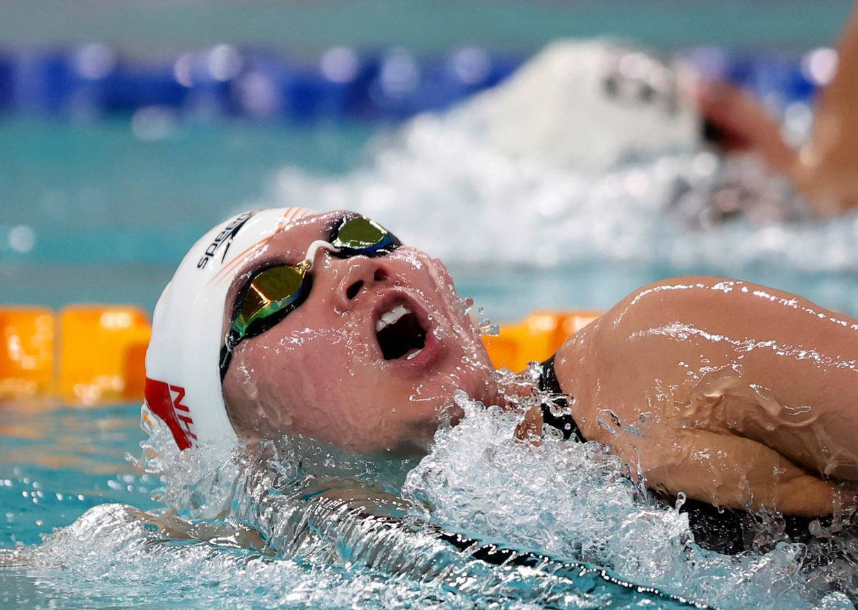 爱游戏在线登录-泰国游泳选手勇夺金牌，惊艳一幕