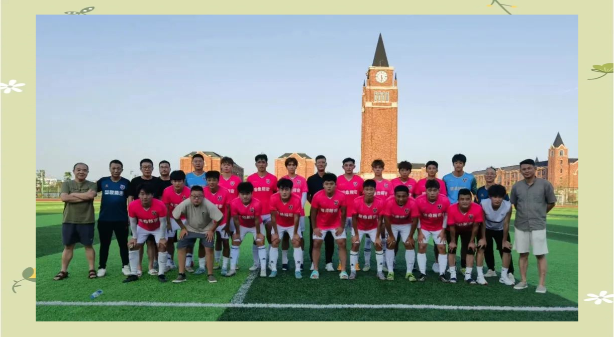 足球赛事热烈展开,球队全力备战 足球赛事热烈展开,球队全力备战