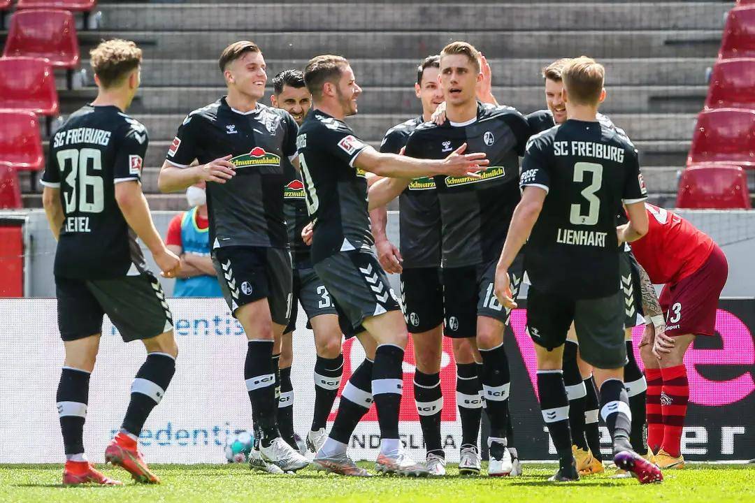 德甲盛宴:弗赖堡迎战莱比锡红牛 德甲盛宴:弗赖堡迎战莱比锡红牛