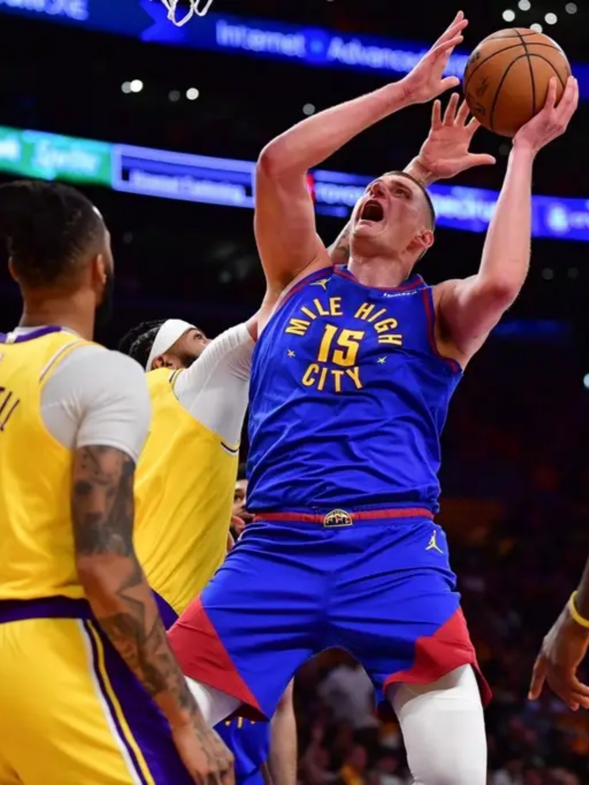 爱游戏官网网页版入口-山东取得关键胜利,成功击败河南队