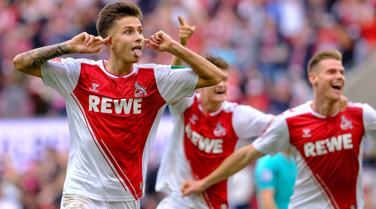 关于汉诺威96球员获得当地荣誉,备受尊重的信息 关于汉诺威96球员获得当地荣誉,备受尊重的信息