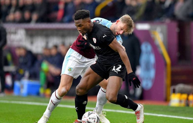 包含利兹联豪取三分,战绩突飞猛进的词条 包含利兹联豪取三分,战绩突飞猛进的词条