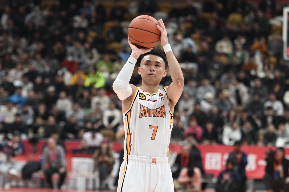 爱游戏入口-上海男篮成功晋级八强，逐梦冠军