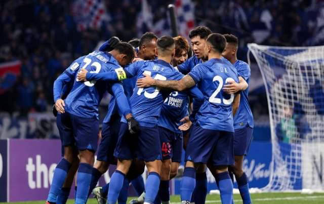 爱游戏中国官网-首尔申花足球俱乐部球员准备在比赛中全力以赴的简单介绍