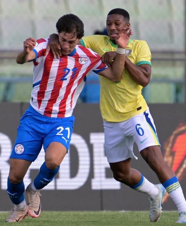 包含南美球队在世界杯预选赛中击败对手,实现三连胜的词条 包含南美球队在世界杯预选赛中击败对手,实现三连胜的词条