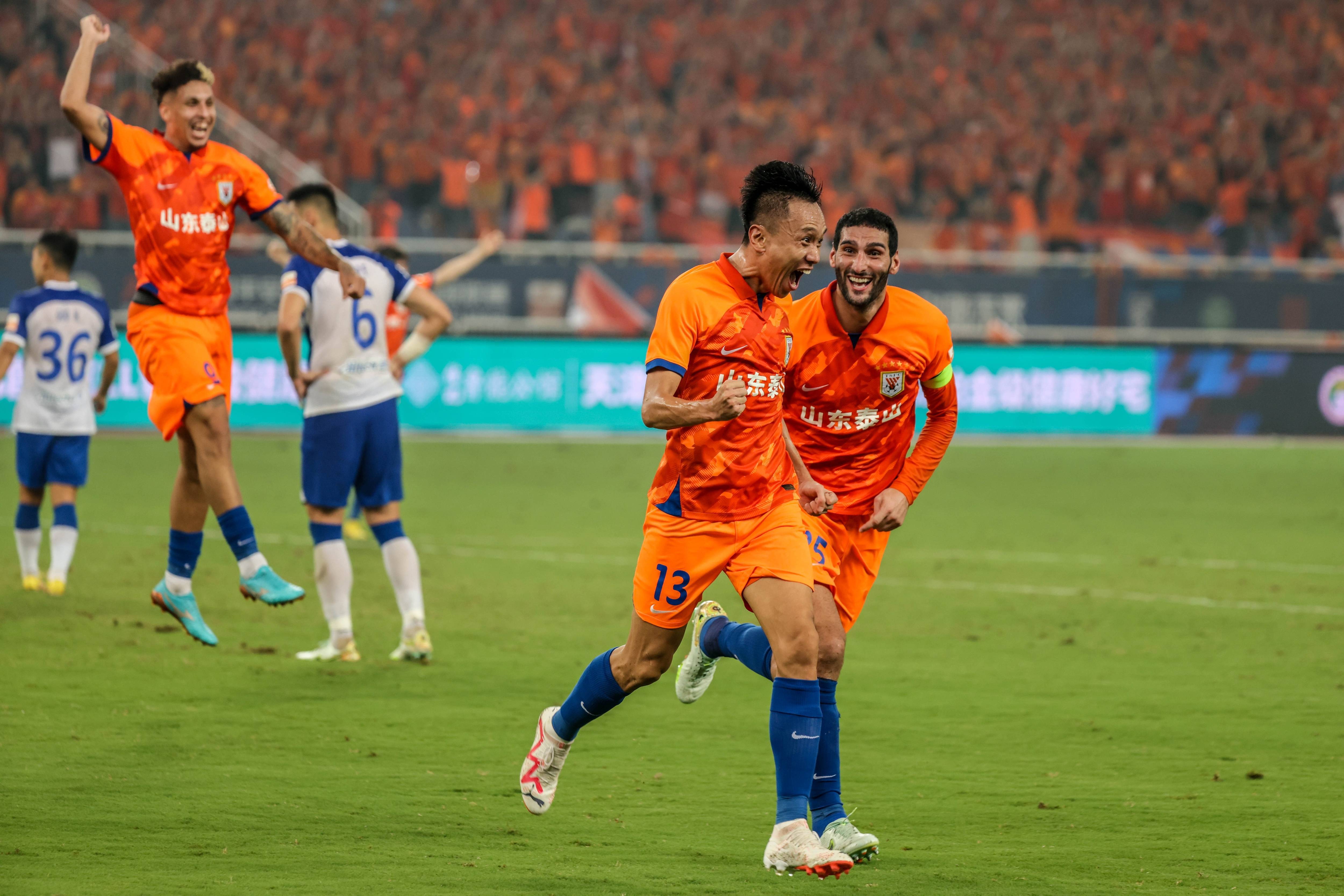 关于山东队在关键时刻表现精彩,赢得比赛的信息 关于山东队在关键时刻表现精彩,赢得比赛的信息